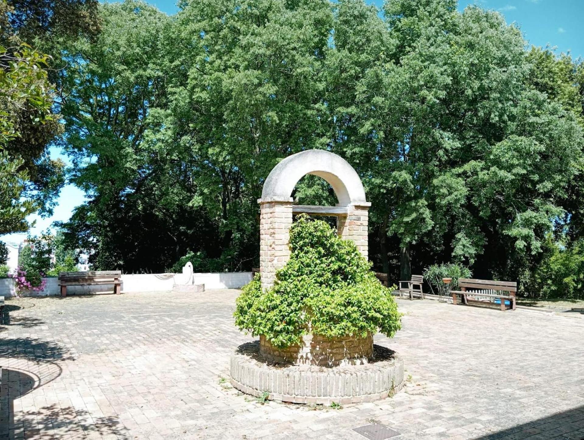 Casa Famiglia Di Nazareth Ξενοδοχείο Λορέτο Εξωτερικό φωτογραφία